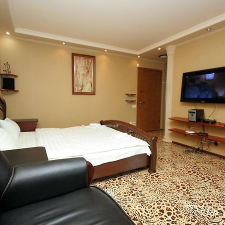 Pechersk Apartment In Kiev Center מראה חיצוני תמונה